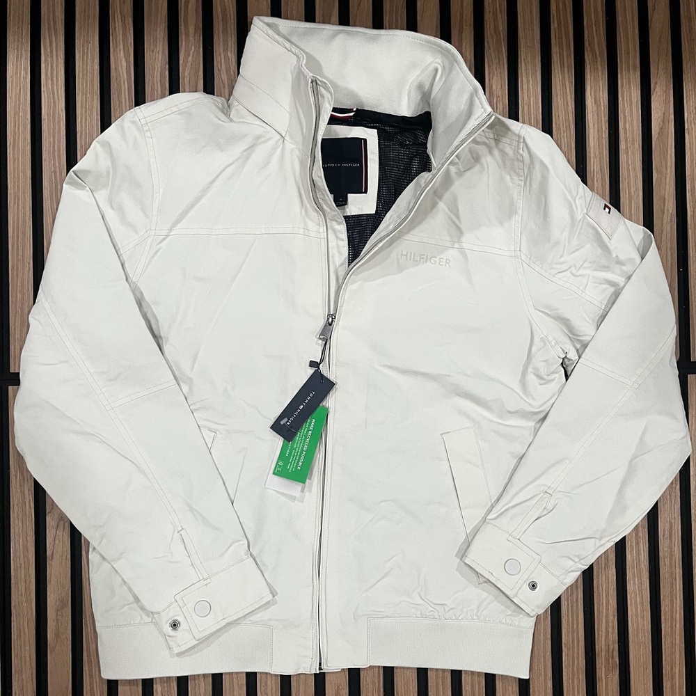 Tommy Hilfiger Mens Size M Yacht Jacket Core Beige Hidden Hood Logo Harrington
